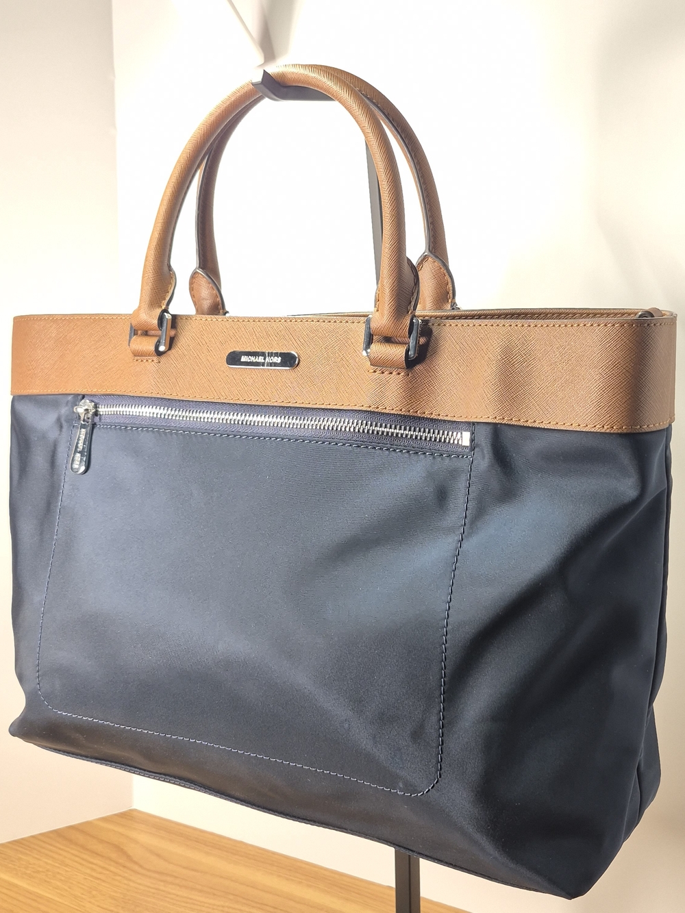 Michael Kors Navy Nylon Saffiano Leather Tote Bag Work Laptop Shoulder Bag - Picture 2 of 16